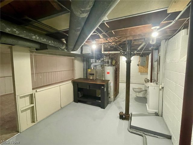 1683 Dennis Drive, Wickliffe, OH 44092