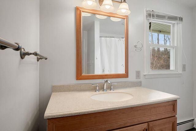 166 Lakeview Drive, Shelburne, VT 05458