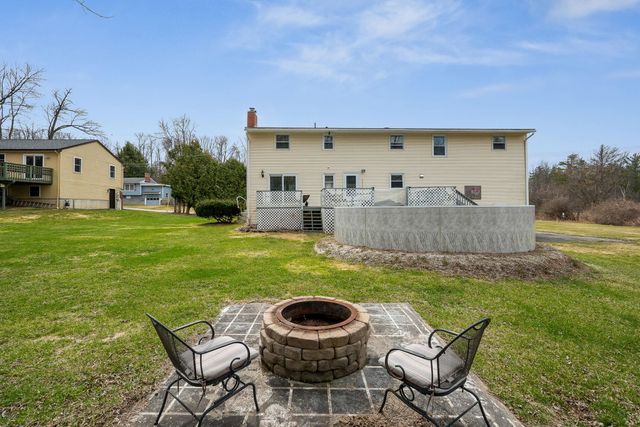 166 Lakeview Drive, Shelburne, VT 05458