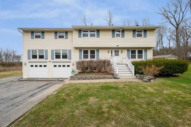 166 Lakeview Drive, Shelburne, VT 05458