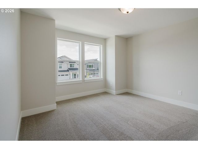 1909 Ne 195th Ct, Vancouver, WA 98684