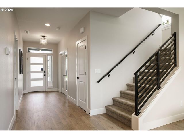 1909 Ne 195th Ct, Vancouver, WA 98684