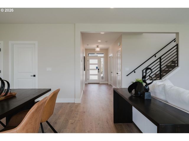 1909 Ne 195th Ct, Vancouver, WA 98684