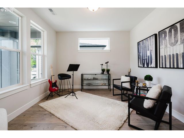 1909 Ne 195th Ct, Vancouver, WA 98684