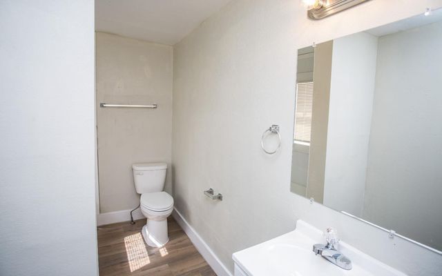 415 W Panhandle Street, Slaton, TX 79364