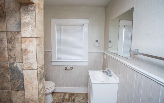 415 W Panhandle Street, Slaton, TX 79364