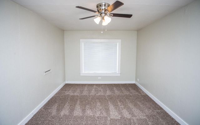 415 W Panhandle Street, Slaton, TX 79364