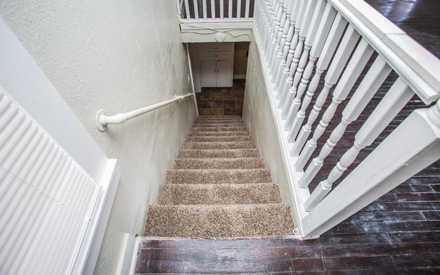 415 W Panhandle Street, Slaton, TX 79364