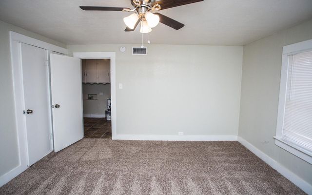 415 W Panhandle Street, Slaton, TX 79364