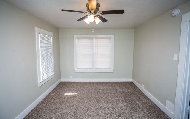 415 W Panhandle Street, Slaton, TX 79364