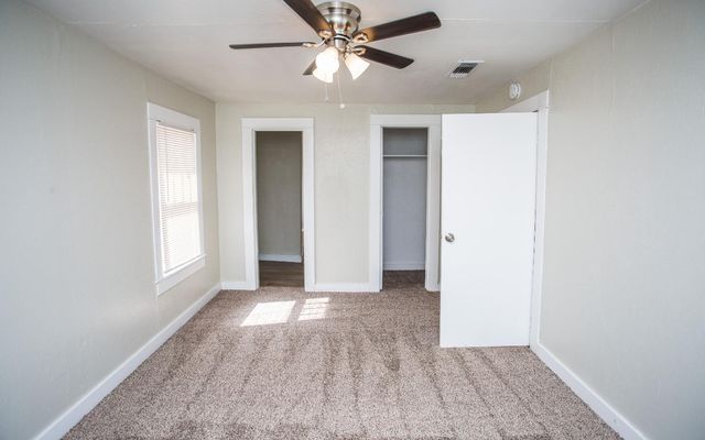 415 W Panhandle Street, Slaton, TX 79364