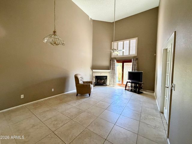 4239 E CASSIA Way, Phoenix, AZ 85044
