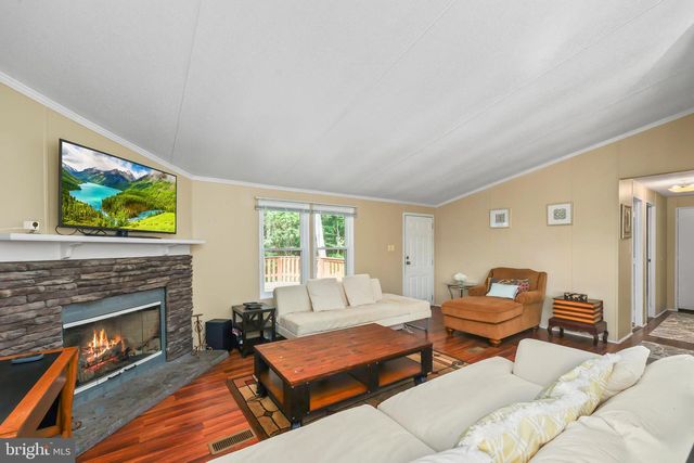 173 MEADOW RD, Luray, VA 22835