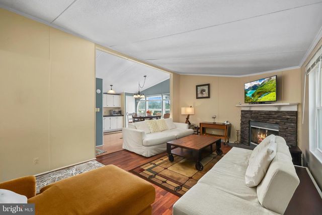 173 MEADOW RD, Luray, VA 22835