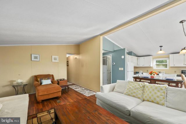 173 MEADOW RD, Luray, VA 22835