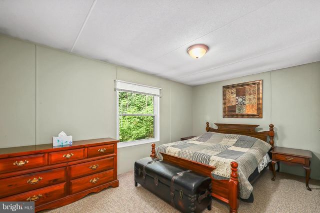 173 MEADOW RD, Luray, VA 22835