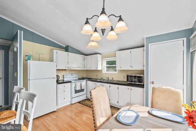 173 MEADOW RD, Luray, VA 22835