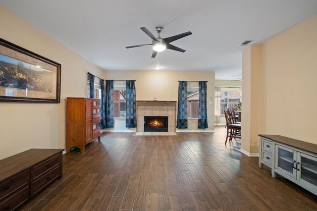 2806 Rosewood Boulevard, Mckinney, TX 75071