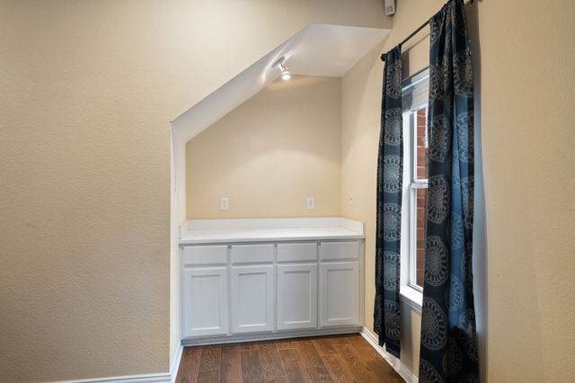 2806 Rosewood Boulevard, Mckinney, TX 75071