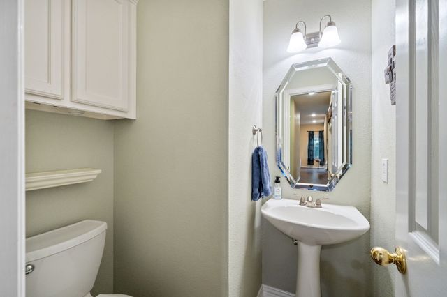 2806 Rosewood Boulevard, Mckinney, TX 75071