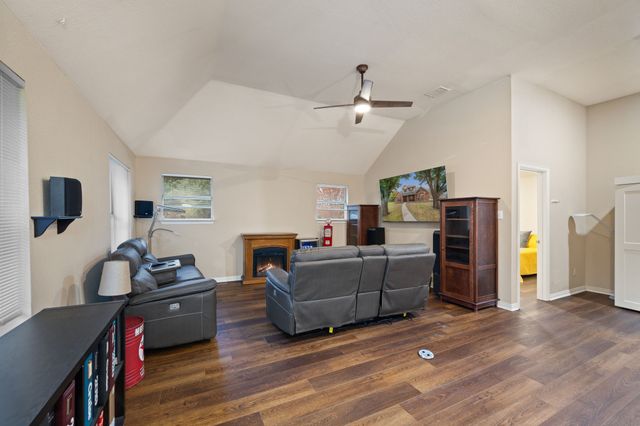 2806 Rosewood Boulevard, Mckinney, TX 75071