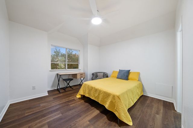 2806 Rosewood Boulevard, Mckinney, TX 75071