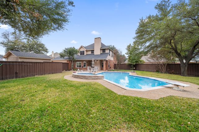 2806 Rosewood Boulevard, Mckinney, TX 75071