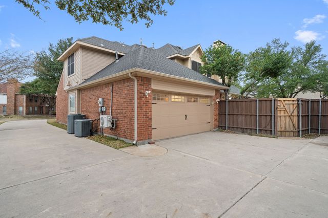 2806 Rosewood Boulevard, Mckinney, TX 75071