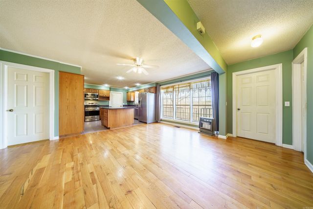 706 N Ridgeview Drive, Mountain View, AR 72560