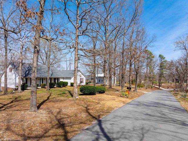 706 N Ridgeview Drive, Mountain View, AR 72560