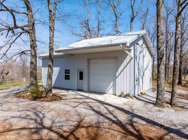 706 N Ridgeview Drive, Mountain View, AR 72560