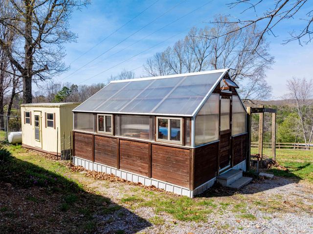 706 N Ridgeview Drive, Mountain View, AR 72560