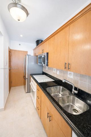 100 Lincoln Rd 1405, Miami Beach, FL 33139