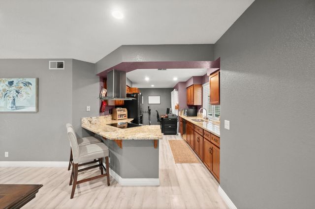 4124 Pebble Oaks Ct, Antelope, CA 95843