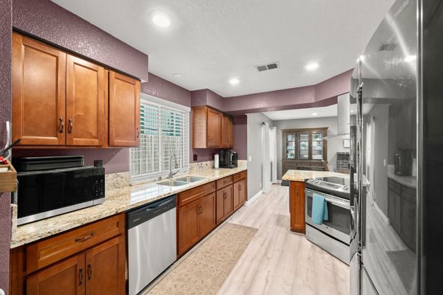 4124 Pebble Oaks Ct, Antelope, CA 95843