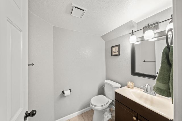 4124 Pebble Oaks Ct, Antelope, CA 95843