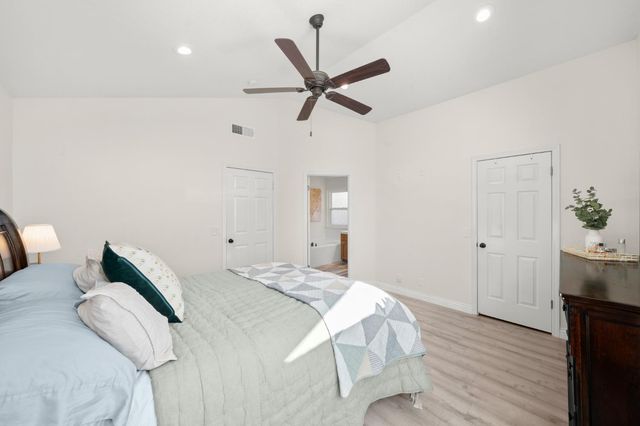4124 Pebble Oaks Ct, Antelope, CA 95843