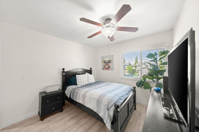 4124 Pebble Oaks Ct, Antelope, CA 95843