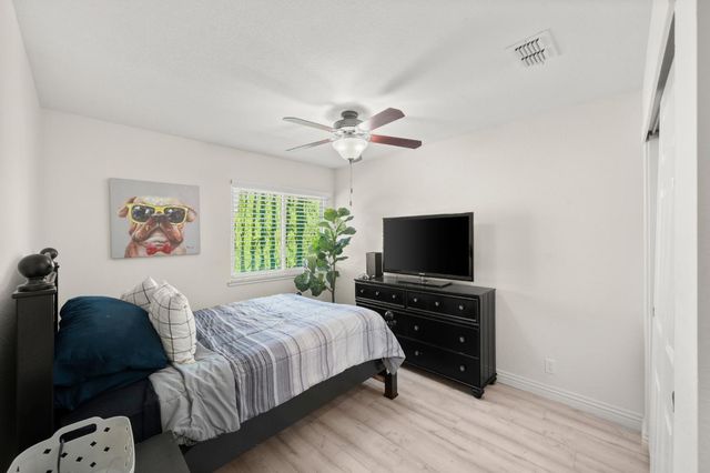 4124 Pebble Oaks Ct, Antelope, CA 95843
