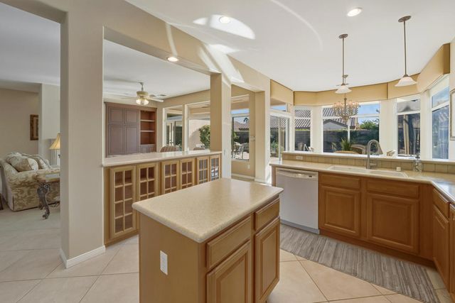 78613 Moonstone Lane, Palm Desert, CA 92211