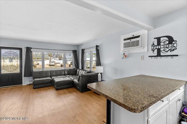 213 Chestnut Drive, Lanoka Harbor, NJ 08734