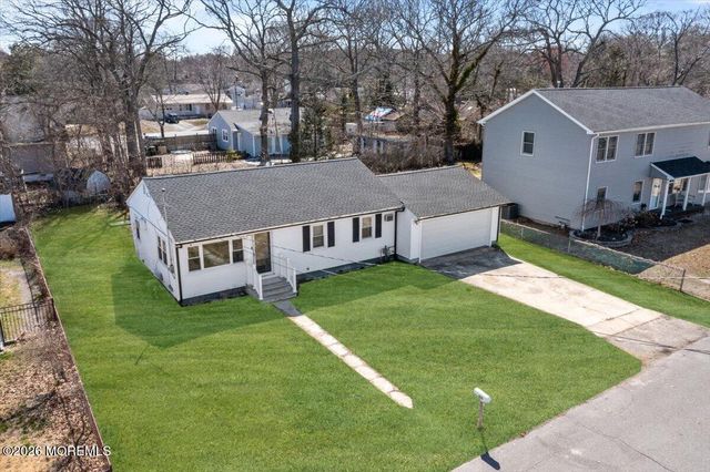 213 Chestnut Drive, Lanoka Harbor, NJ 08734