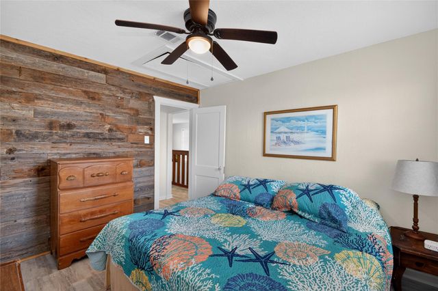 101 Stanek Drive, Surfside Beach, TX 77541
