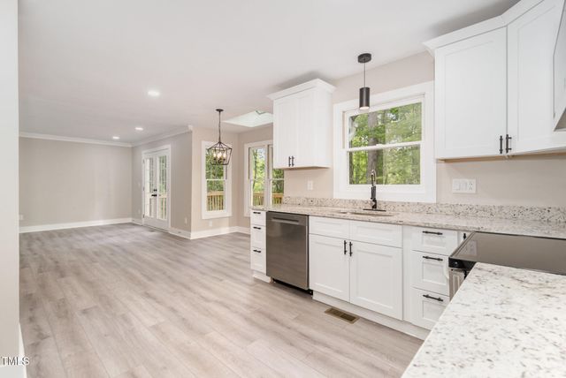 14 Creekstone Court, Greensboro, NC 27407