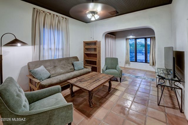 102 W 21st Street, Tucson, AZ 85701