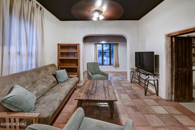 102 W 21st Street, Tucson, AZ 85701