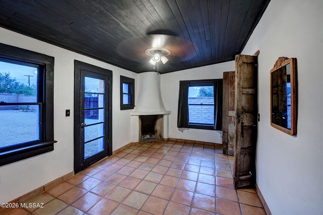 102 W 21st Street, Tucson, AZ 85701