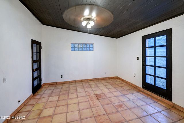 102 W 21st Street, Tucson, AZ 85701
