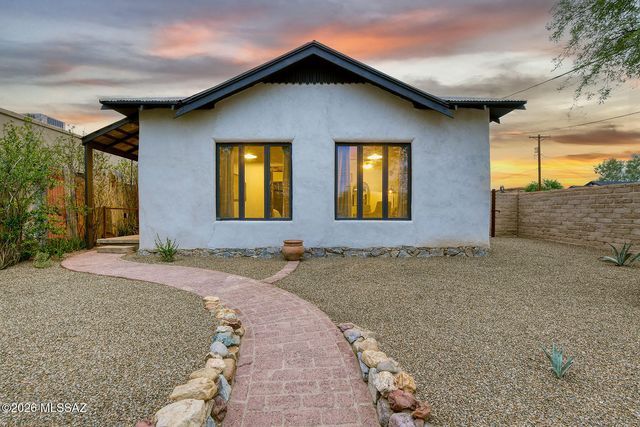 102 W 21st Street, Tucson, AZ 85701