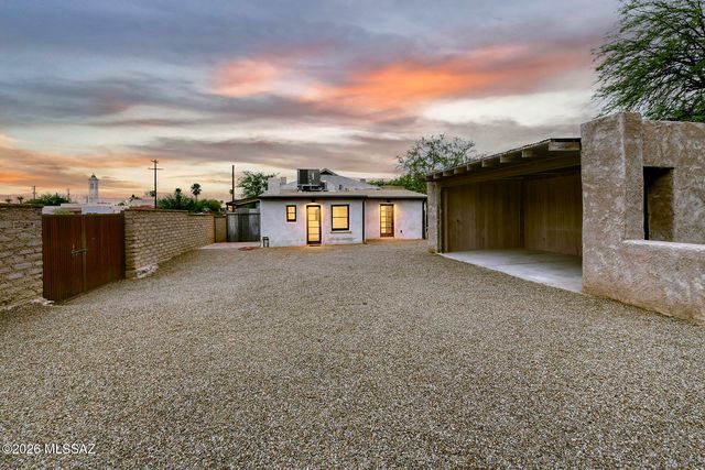102 W 21st Street, Tucson, AZ 85701